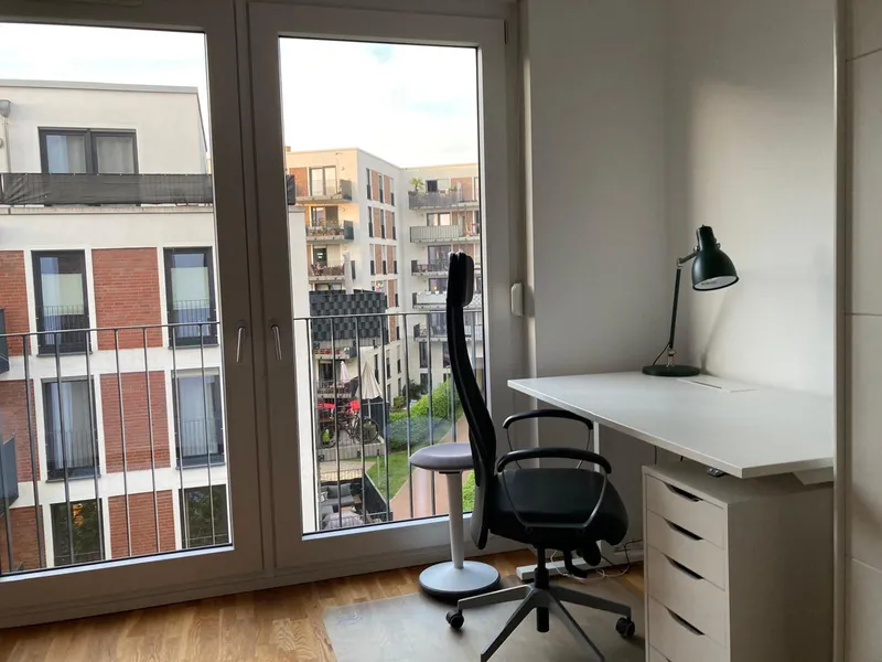 3-Zimmer-Wohnung mit Balkon in der Straßburger Straße — photo 1